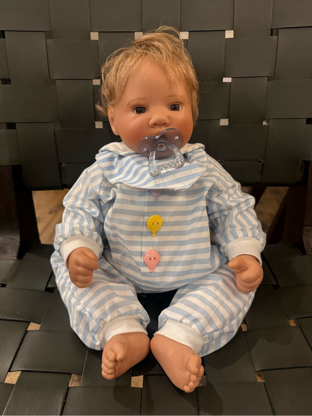 Lee Middleton 1996 Baby Doll with Pacifier